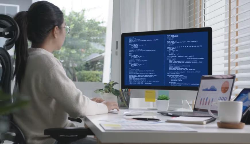 建水县企业数字化解决方案：机器学习赋能商业模式升级的核心路径